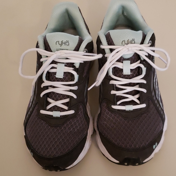 Ryka running shoes - Picture 2 of 5